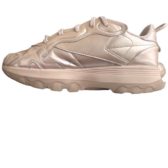 Rose Gold Reebok Sneakers - Picture 4 of 9